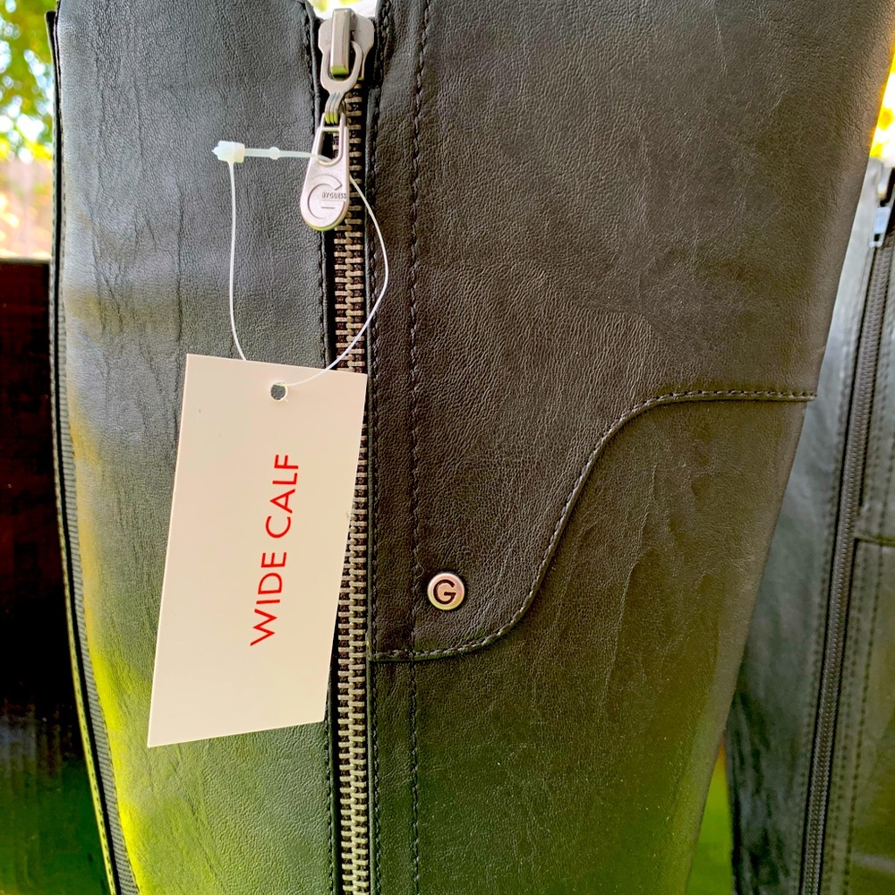 Guess boots
